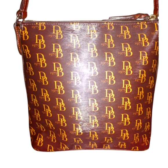 DOONEY AND BOURKE Brown Canvas Shoulder Bag w/monogram & Registration Card. NWT - Picture 3 of 3